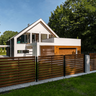 fence meeting council regulations