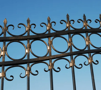 Fencing Materials For Durability And Style