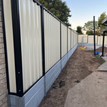 CONCRETE SLEEPER WALL NORTH LAKES