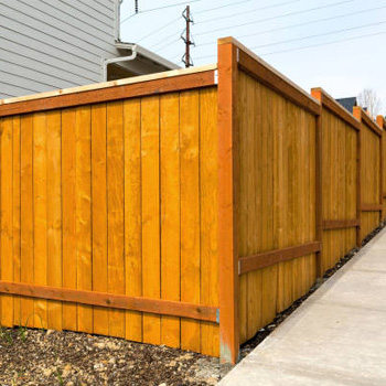 lapped capped fencing