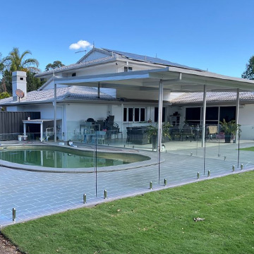 frameless glass pool fencing