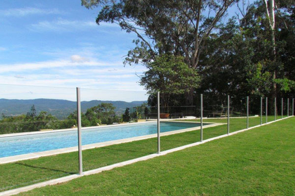 5 Key Benefits of Glass Pool Fencing