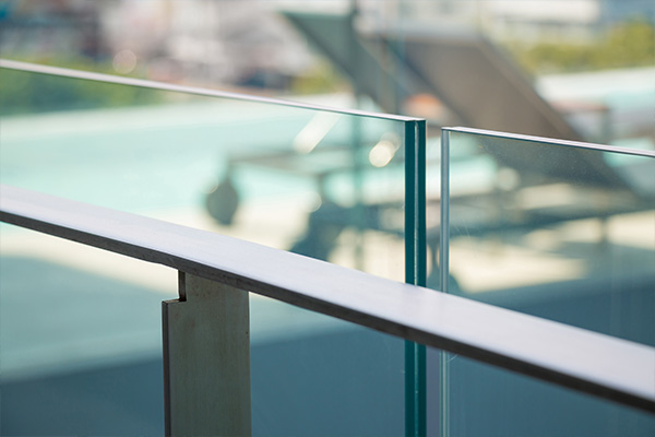 Frameless VS Framed Pool Fencing