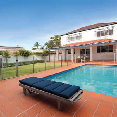 Frameless VS Framed Pool Fencing