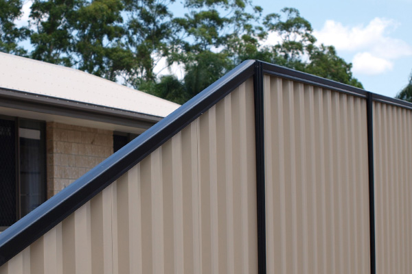 How Long Do Colorbond Fences Last