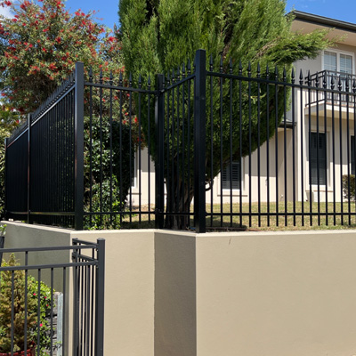 Choose the Right Fencing Company