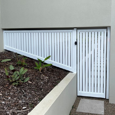 Fencing for Sloping or Uneven Terrain