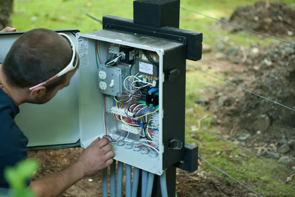 Automatic Gate Safety: Essential Features for Modern Gate Automation Systems feature image