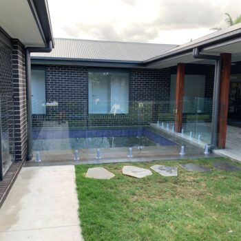 FRAMELESS GLASS FENCING