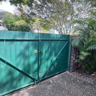 Front Yard Fencing: Style, Privacy, and Kerb Appeal