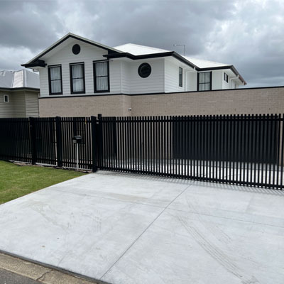 Front Yard Fencing: Style, Privacy, and Kerb Appeal
