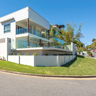 How Tall Should My Fence Be? Choosing the Right Fence Height for Your Property