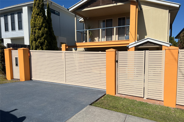 Modern Slat Fencing: Stylish, Functional, and Built to Last