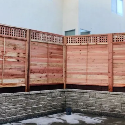 Designing Fences That Work With Retaining Walls