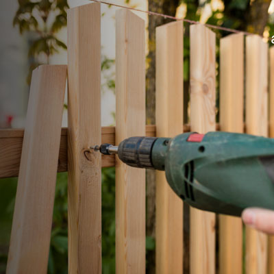 Leaning Fences: Common Causes and Smarter Replacements