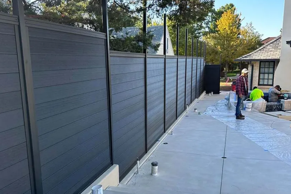 Fencing for Homes on Busy Roads: Noise & Privacy Solutions