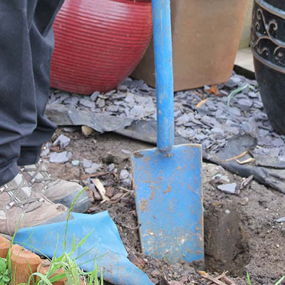 How Fence Footings Affect Strength and Lifespan