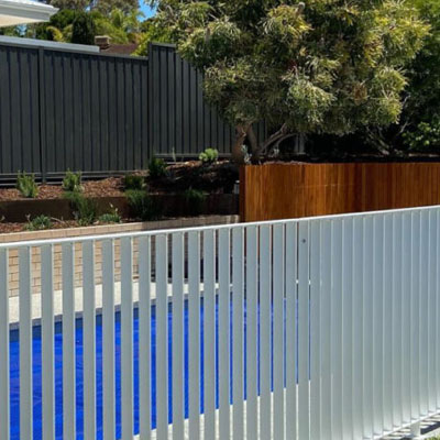 Slat Fencing for Pool Zones: What Actually Meets Compliance?
