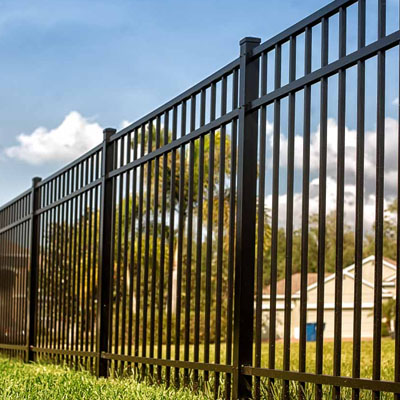 Choosing the right fence materials for a DIY project