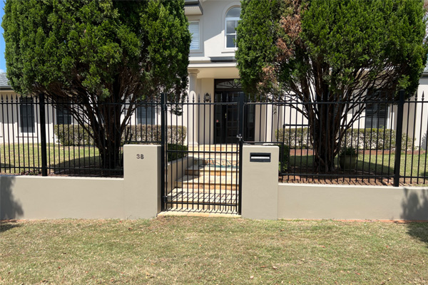 What Makes Palisade Fencing Effective for Perimeter Security