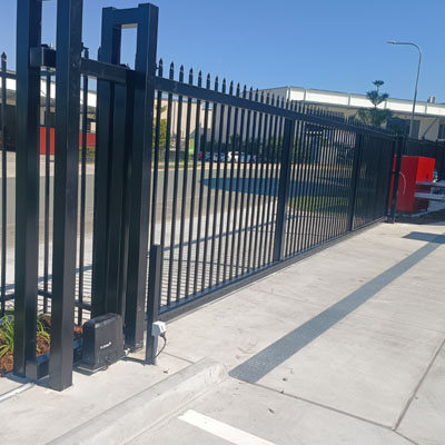 Palisade Gate Systems and Entry Points