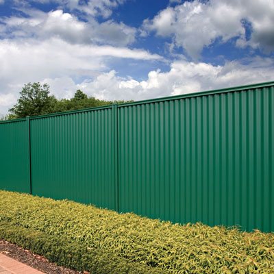 What to Check Before Buying DIY Fence Panels - Fence supplies bought from manufacturer
