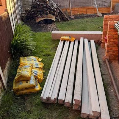 What to Check Before Buying DIY Fence Panels - Assessing access for material delivery